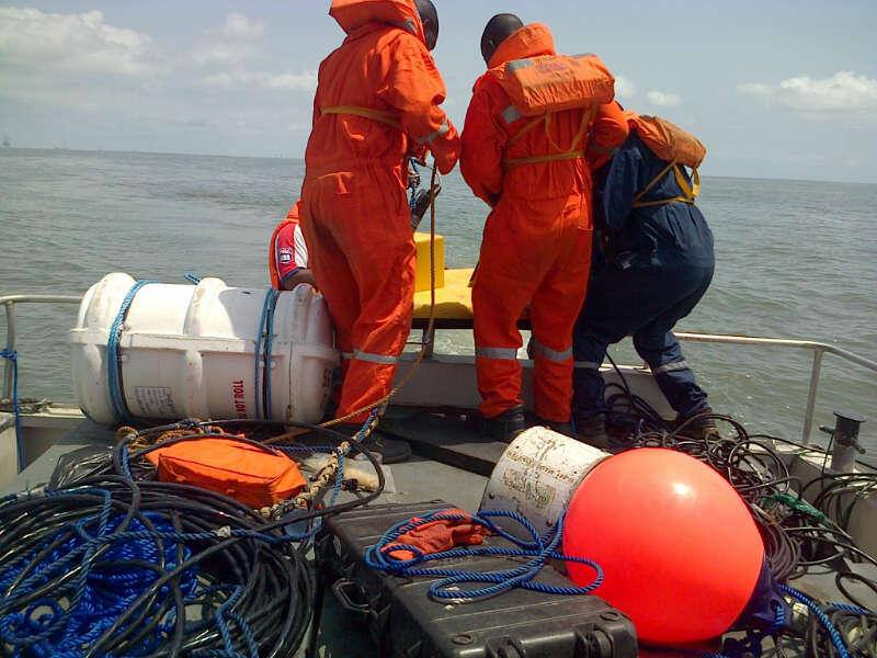 Deploying Geophysical sensor during survey for conoil/Belbop.